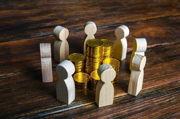 Crowdfunding immobilier comparatif : guide des plateformes incontournables